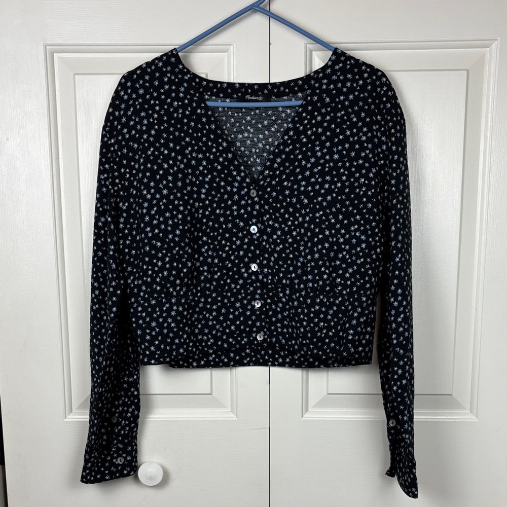 Madewell Black and White Floral Button-Down Cropped Blouse - L